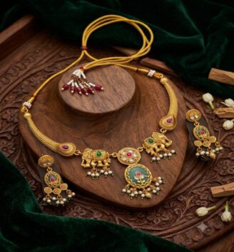 Heritage necklace