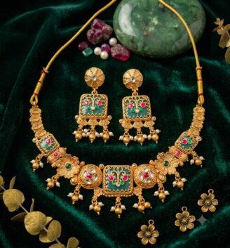Heritage necklace