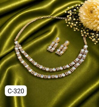 Moissanite neckleas
