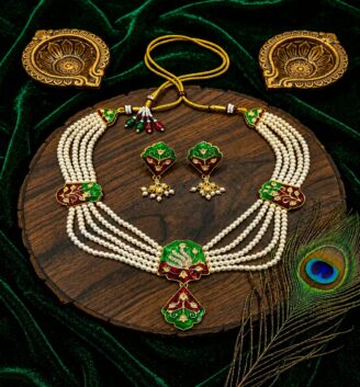 Panclada necklace