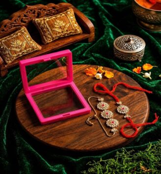 Rakhi pair